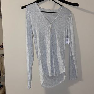 Medium lightweight long sleeve